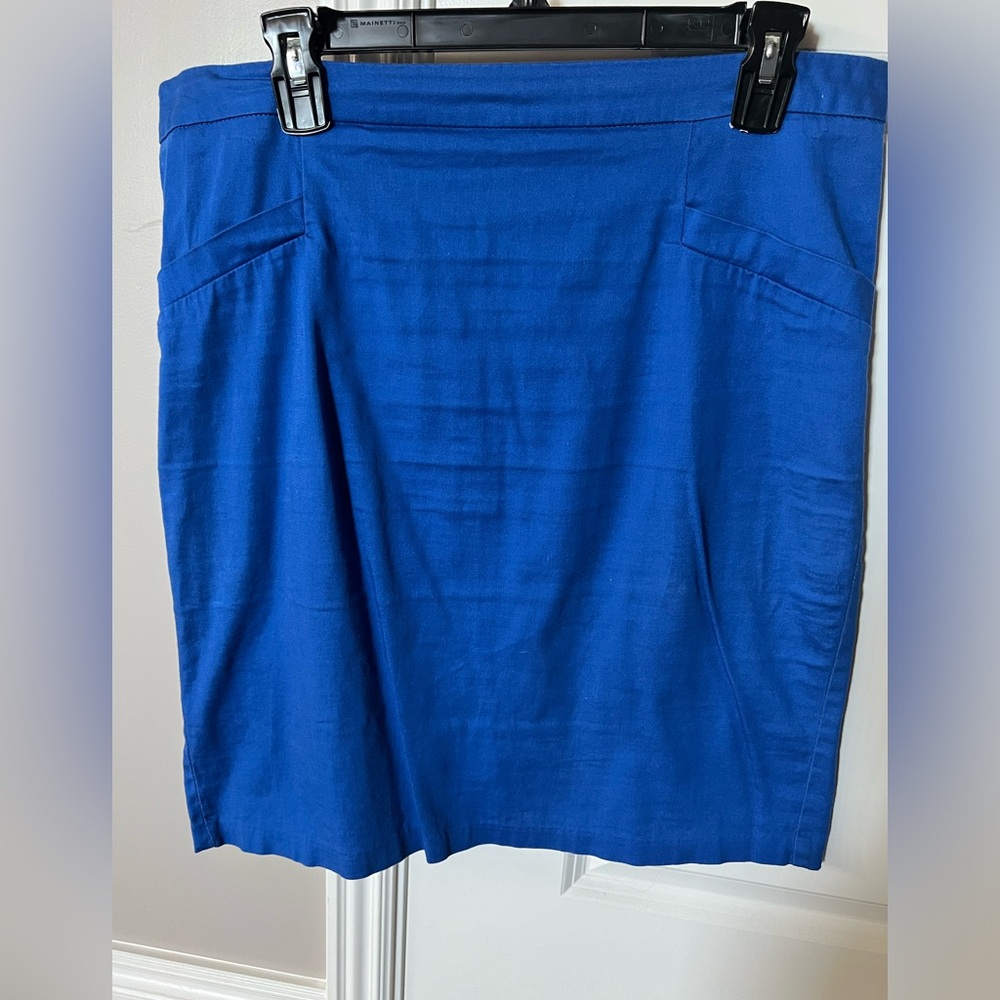 Vintage Pencil Skirt. Royal Blue. Size Large.